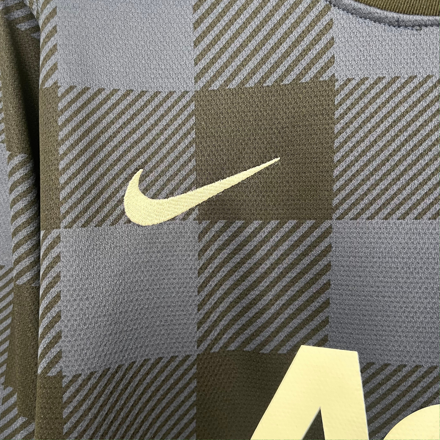 Manchester United Away Shirt 13/14 Retro Long Sleeve