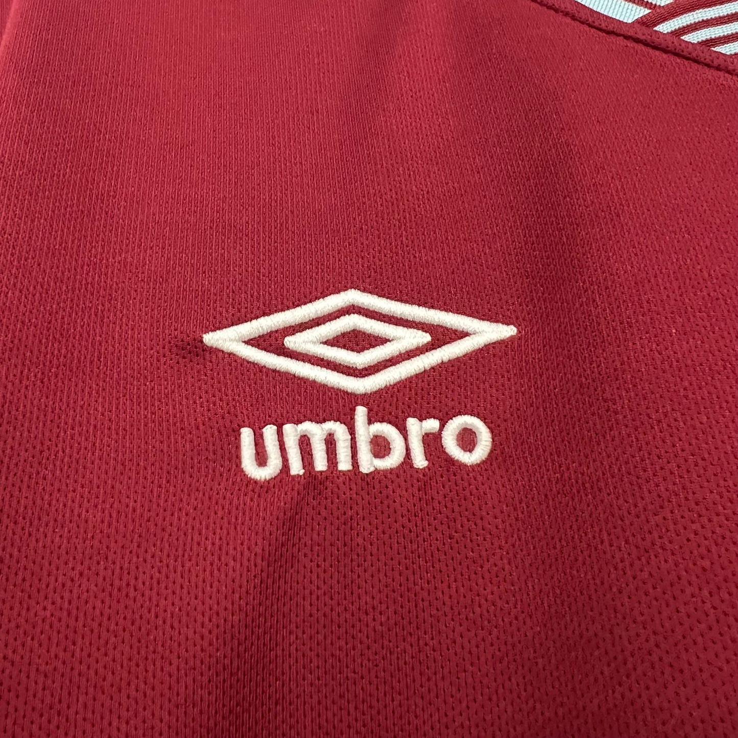 Camiseta local del West Ham United 25/26, versión para aficionados