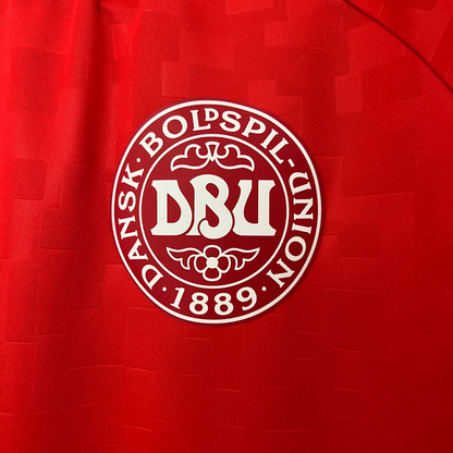 Camiseta local de Dinamarca 2024, versión para aficionados 