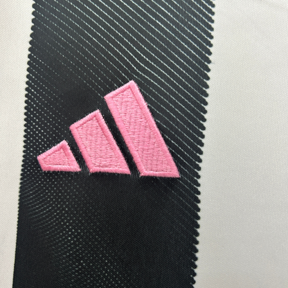 Kit Juventus I 25/26 Infantil