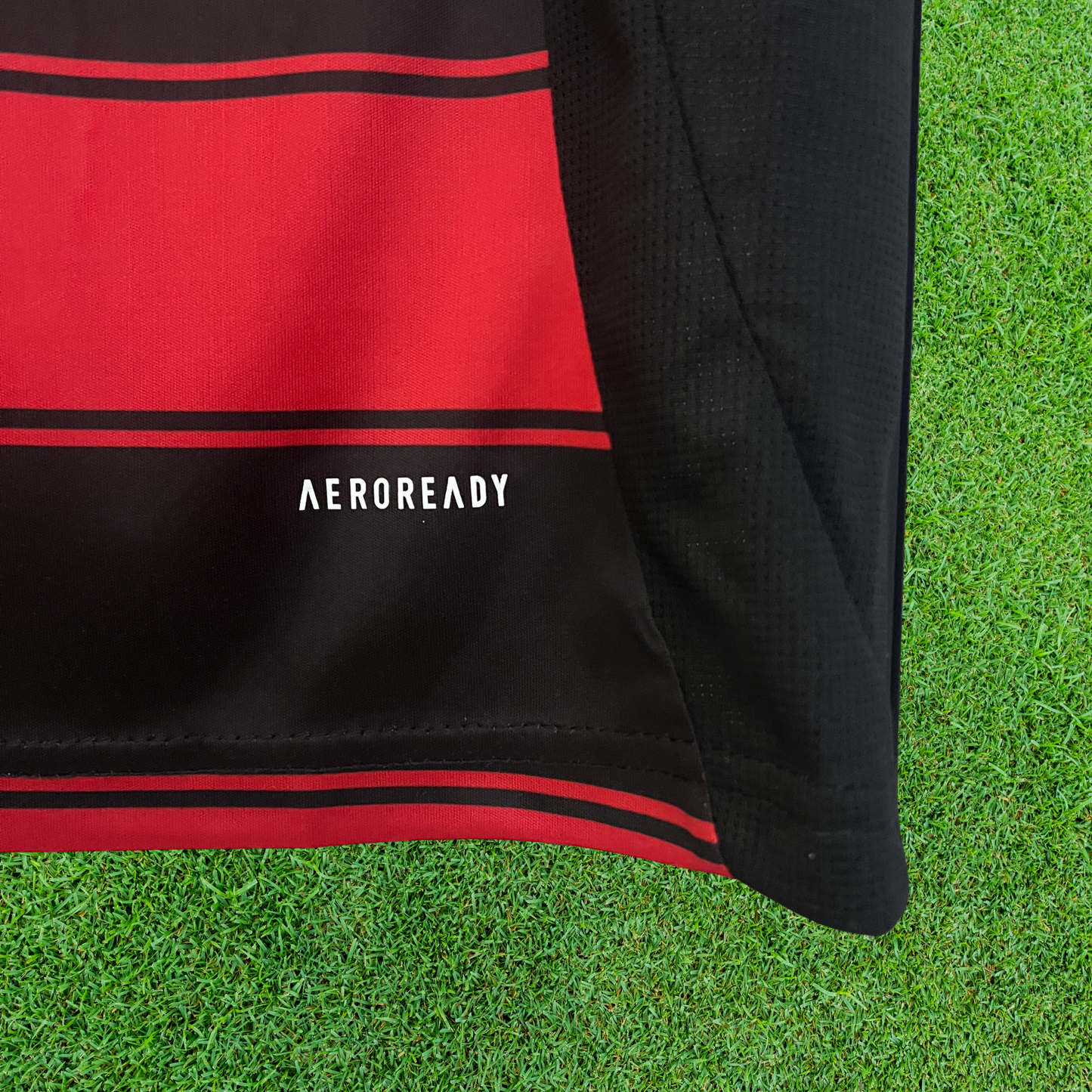 Camiseta Flamengo Local 25/26 Versión Fan 