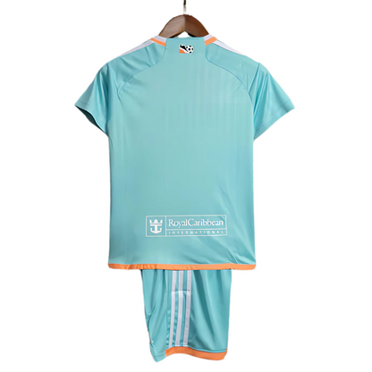 Miami II 24/25 Kids Kit