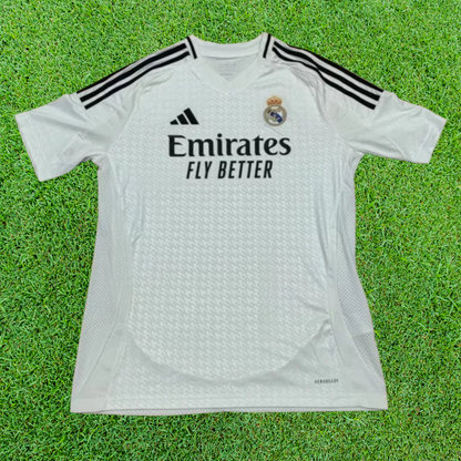 Camiseta local del Real Madrid 24/25 versión para aficionados 