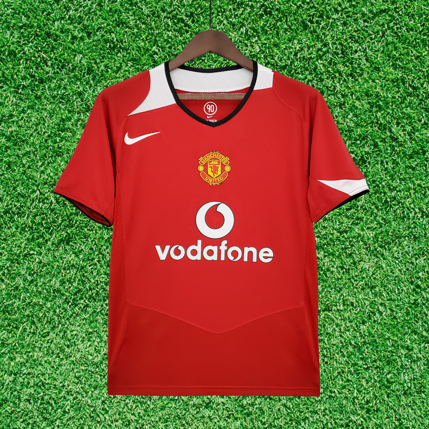 Manchester United Home Shirt 04/06 Retro 