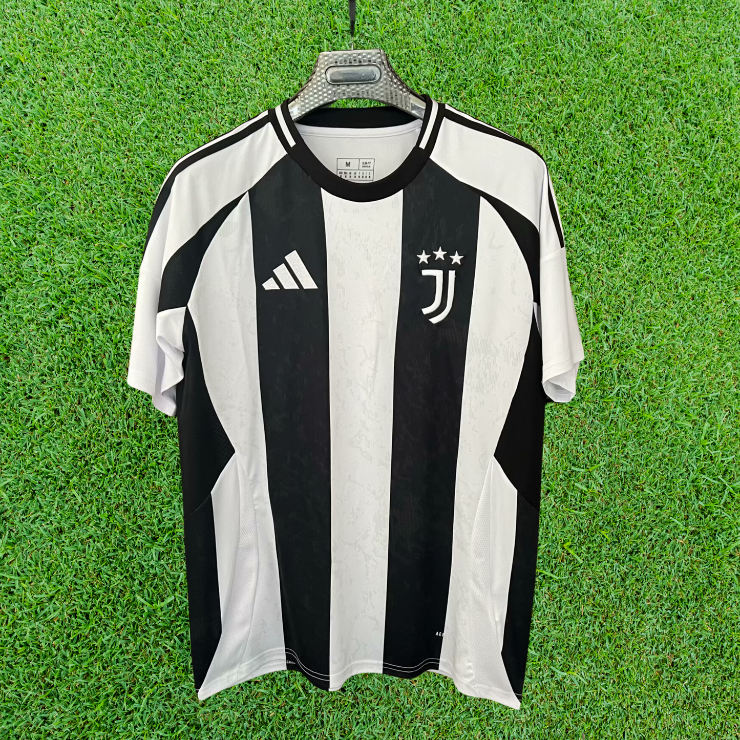 Camiseta local de la Juventus 24/25, versión para aficionados 