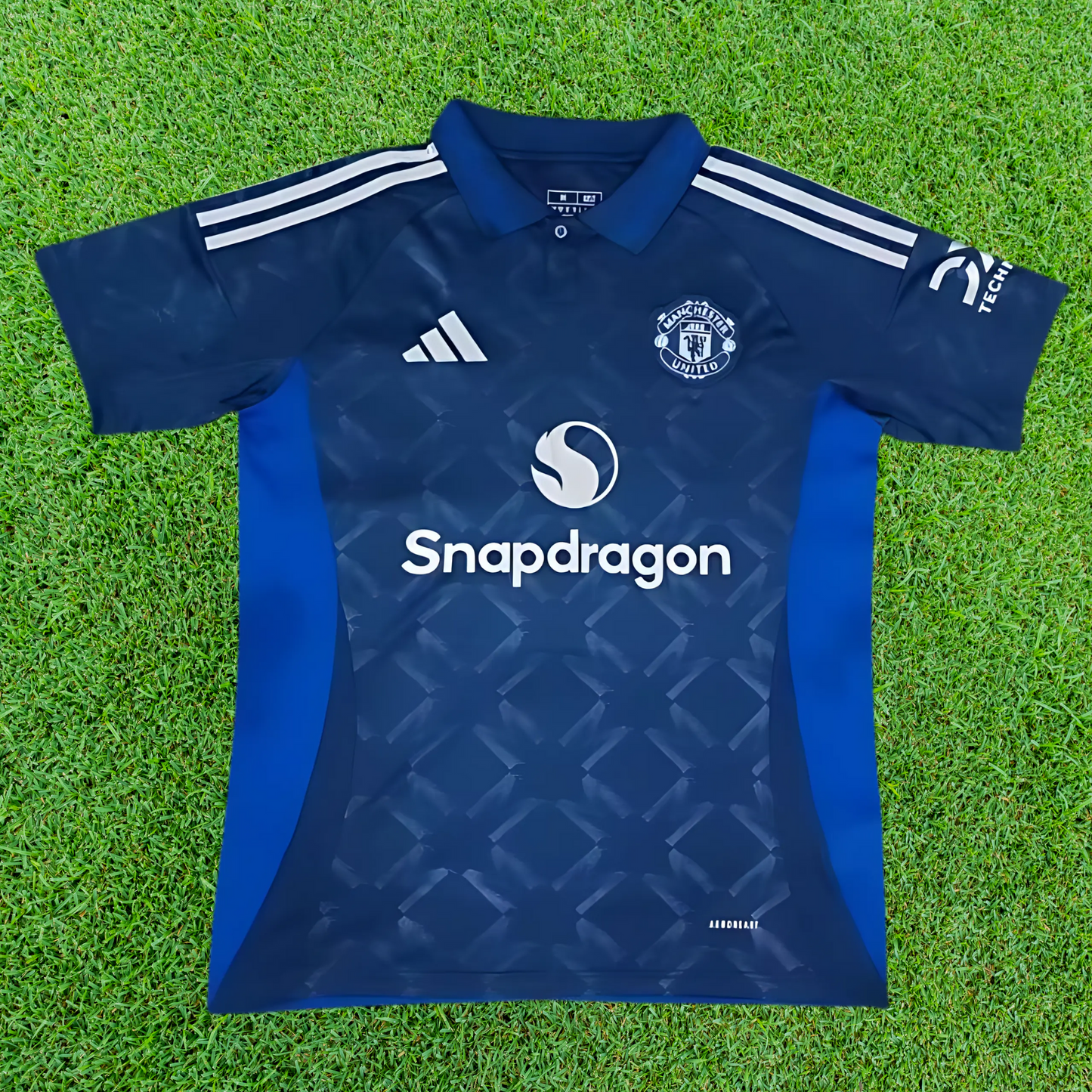 Manchester United Away Jersey 24/25 Fan Version