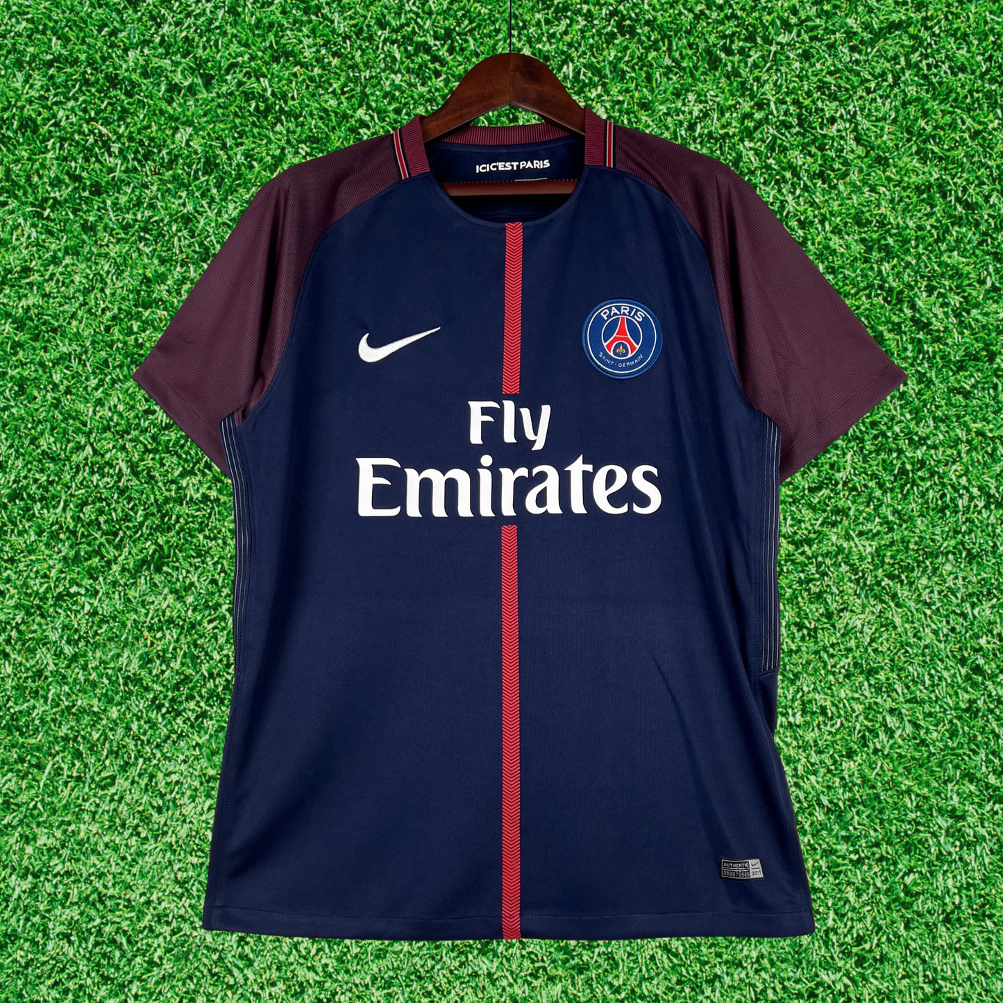 Paris Saint-Germain FC (PSG) Home Jersey 17/18 Retro