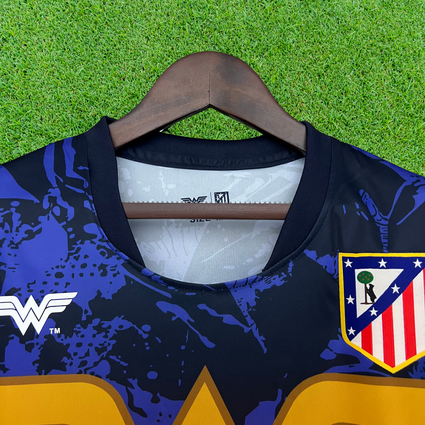 Atlético Madrid Special Wonder Woman Jersey 25/26 Fan Version