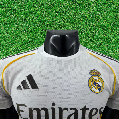 Real Madrid Home Jersey 25/26 Player 