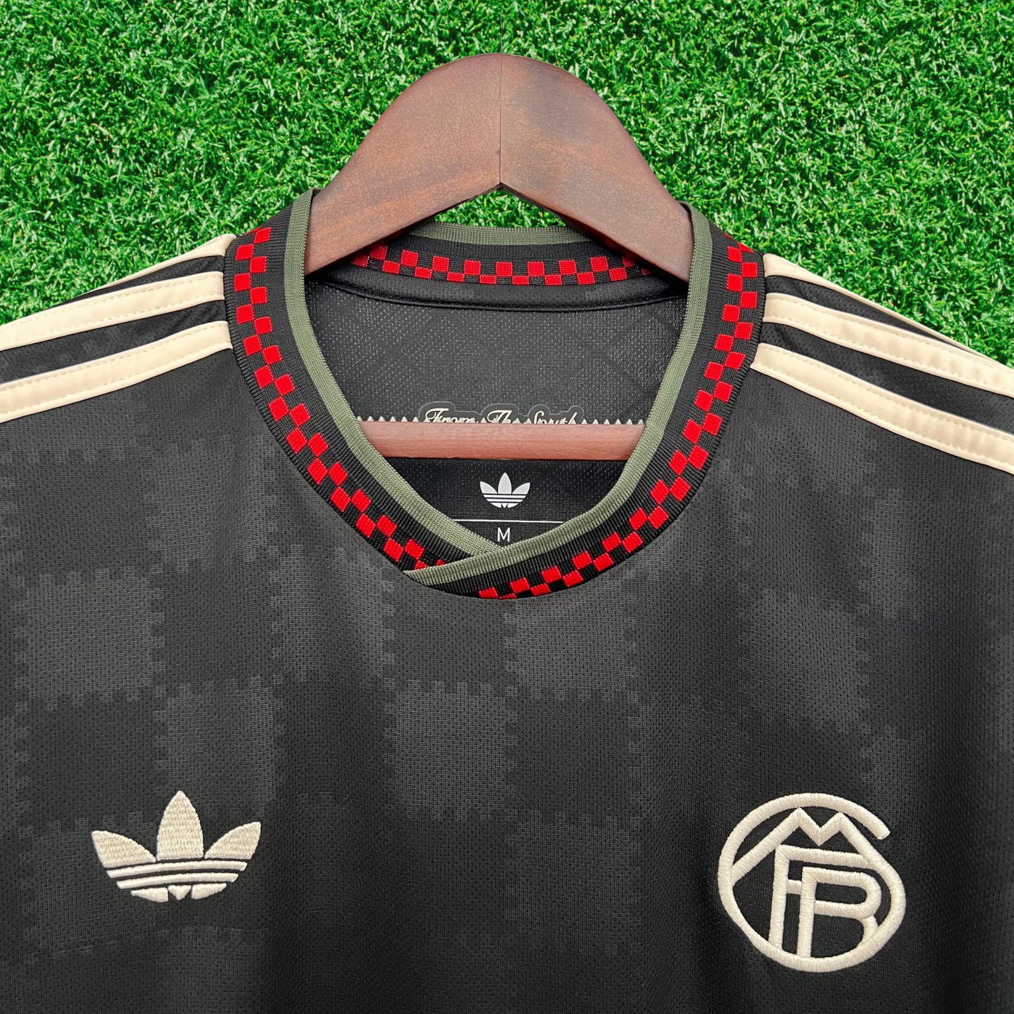 Bayern Munich Third Jersey 25/26 Fan Version 