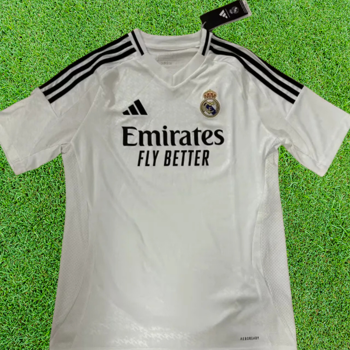 Camiseta local del Real Madrid 24/25 versión para aficionados 