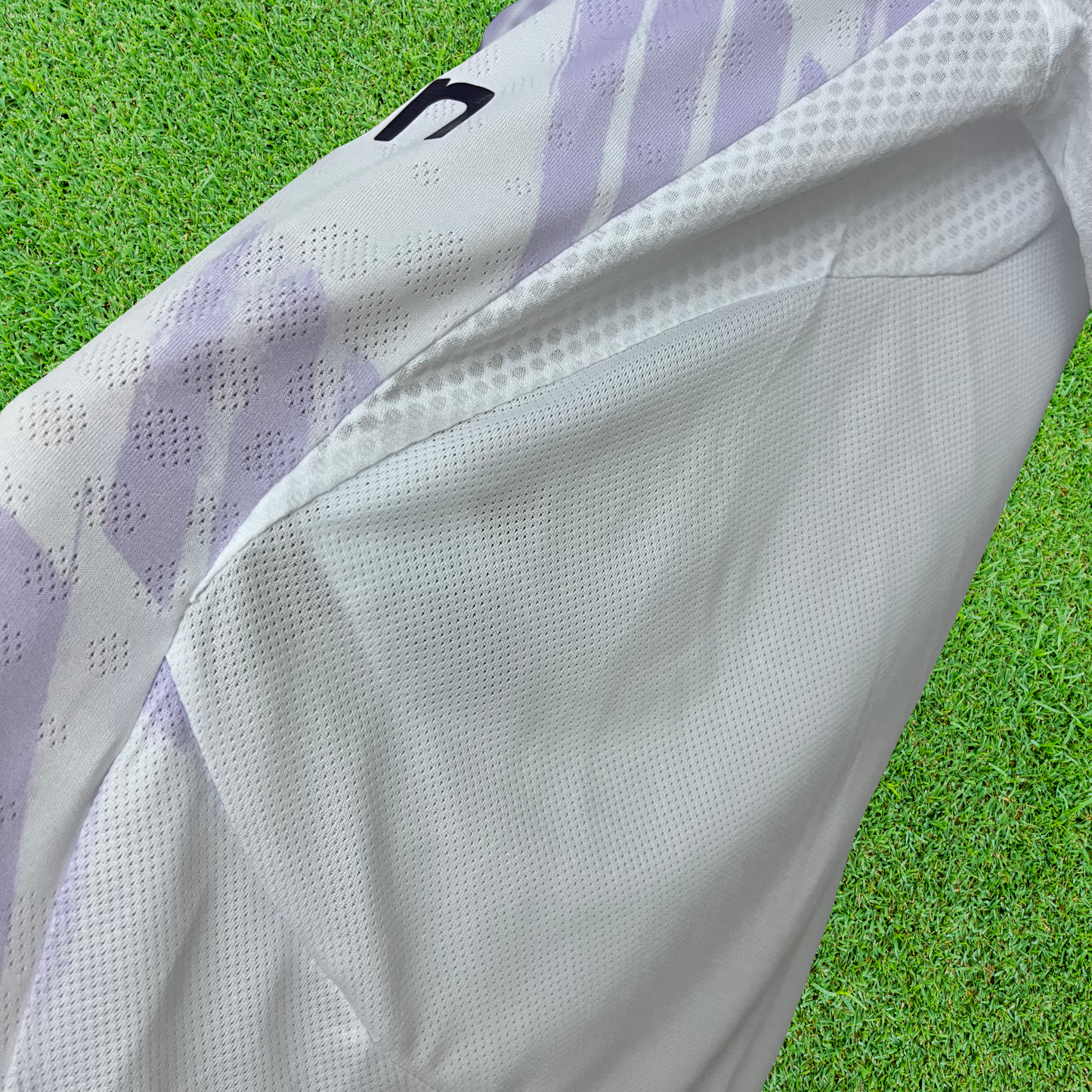 Manchester United Away Shirt 25/26 Fan Version