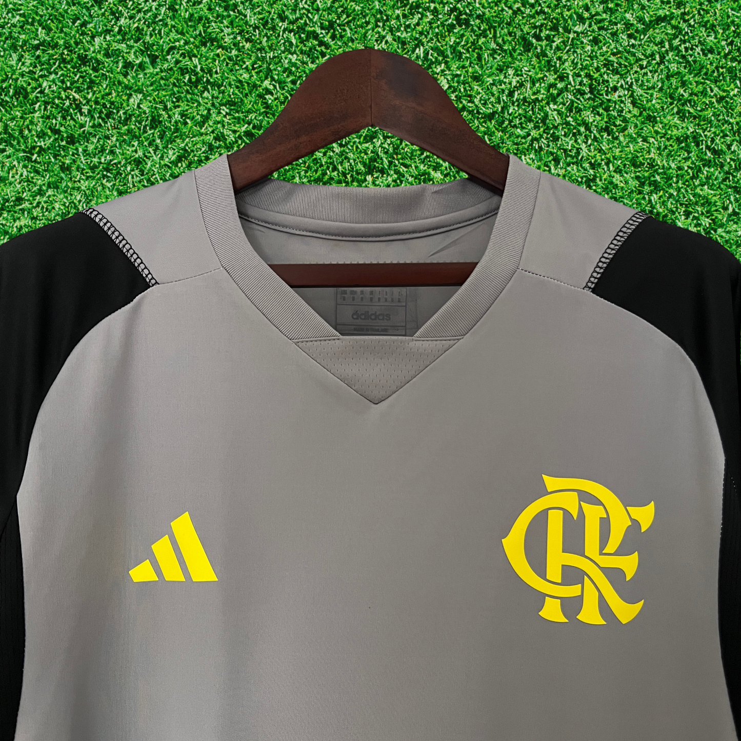 Flamengo Training Jersey II 24/25 Fan Version