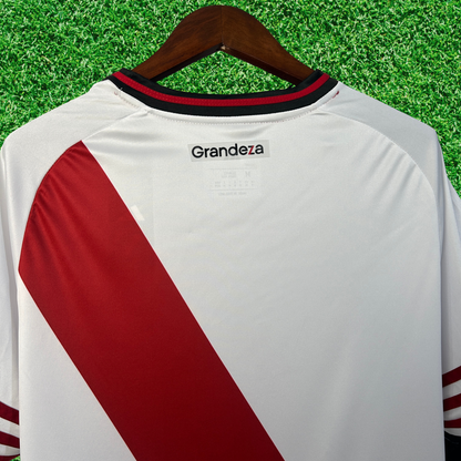 Camiseta local de River Plate 25/26 versión para aficionados 