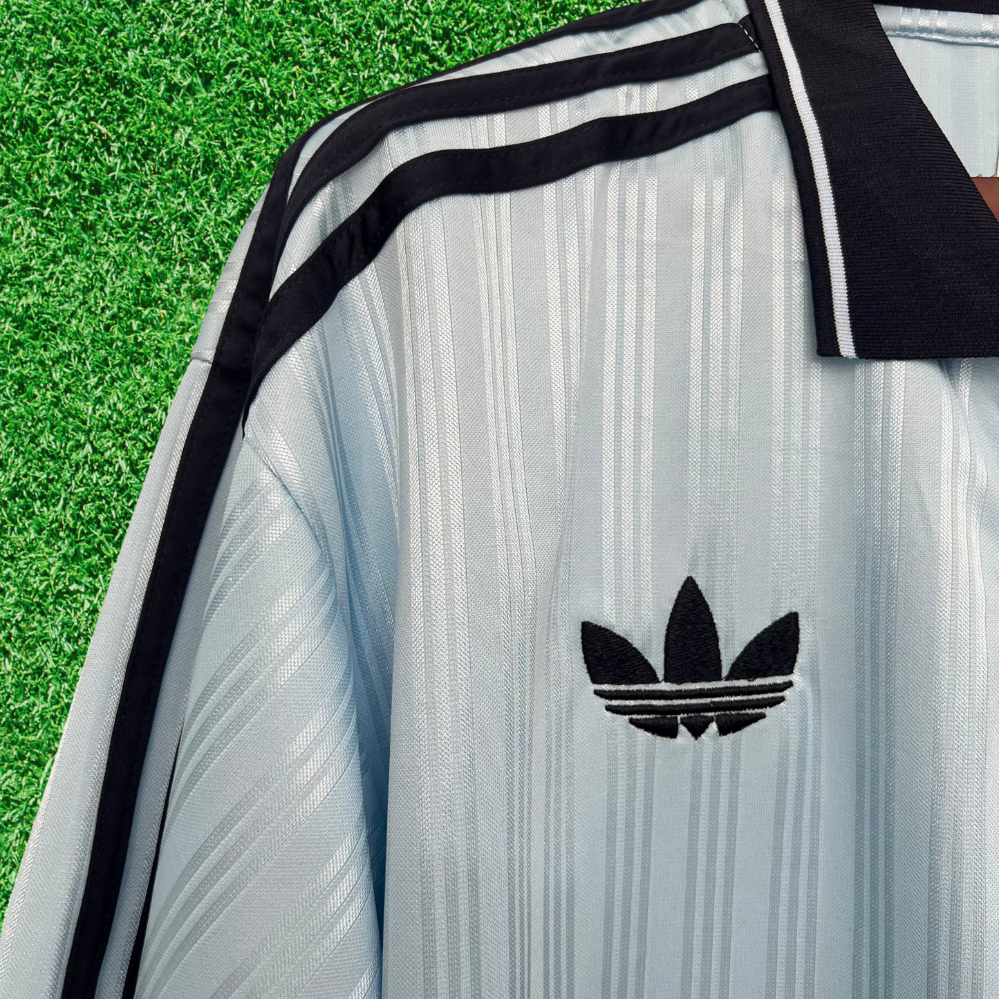 Camiseta azul Oasis 25/26 versión para aficionados 