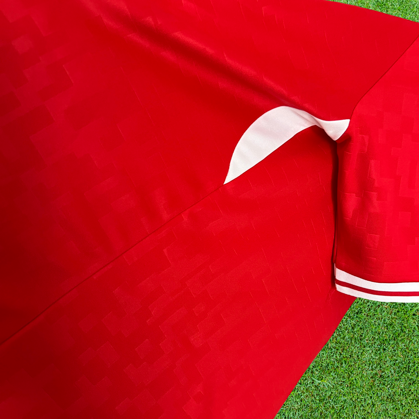 Camiseta local de Dinamarca 2024, versión para aficionados 