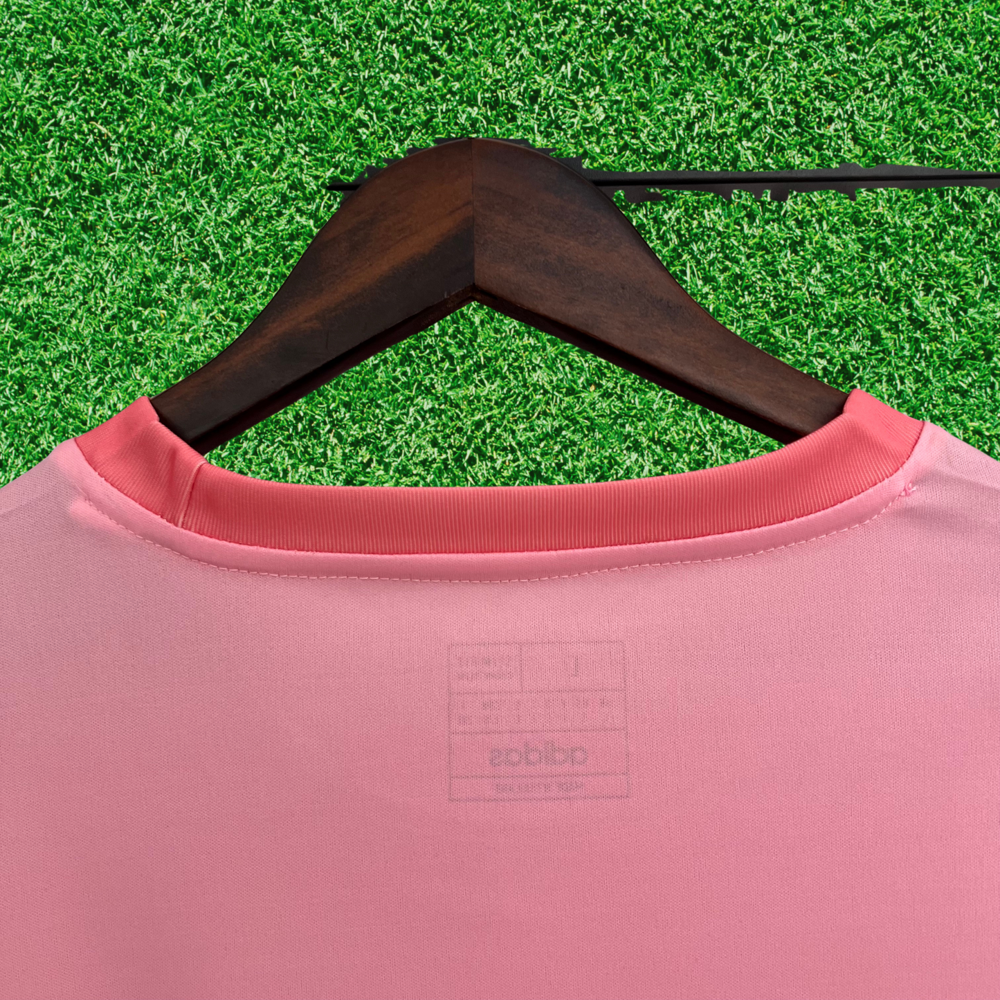 SL Benfica Goalkeeper Jersey, Pink, 25/26, Fan Version 