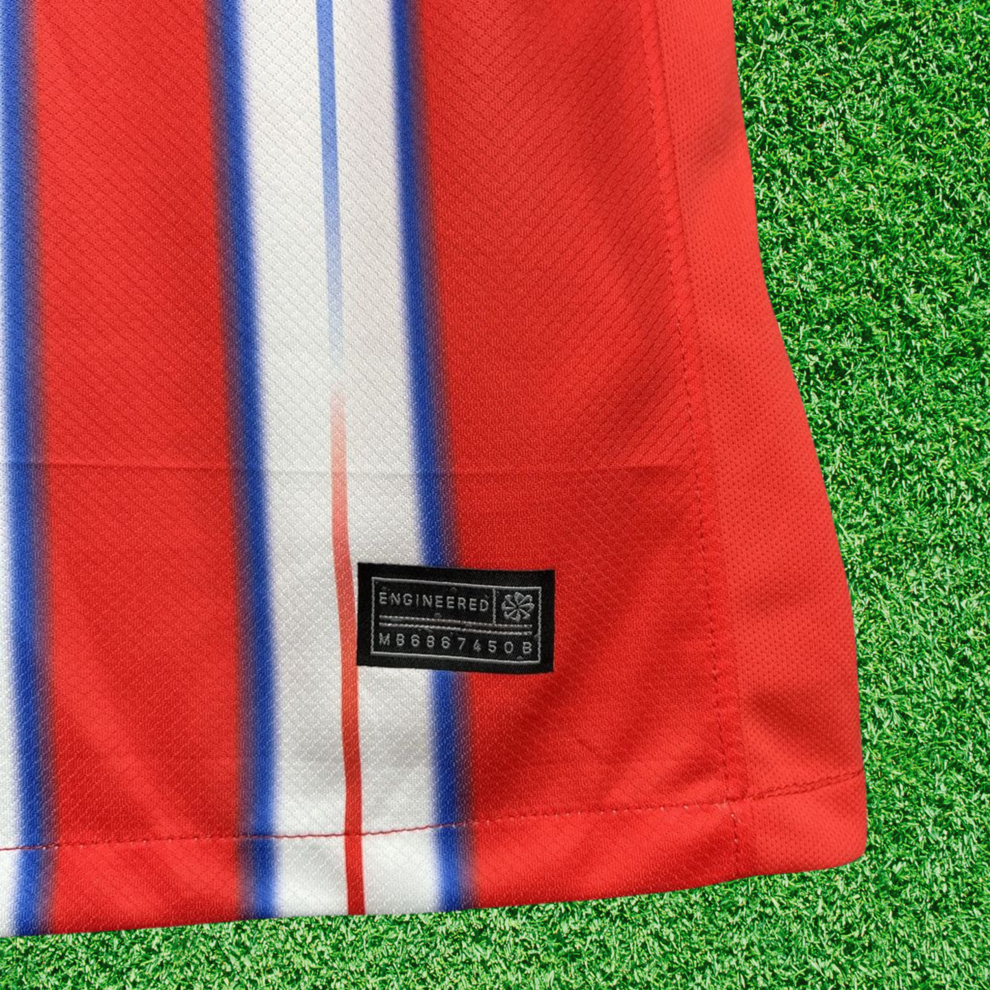 Camiseta local del Atlético de Madrid 24/25 versión para aficionados 