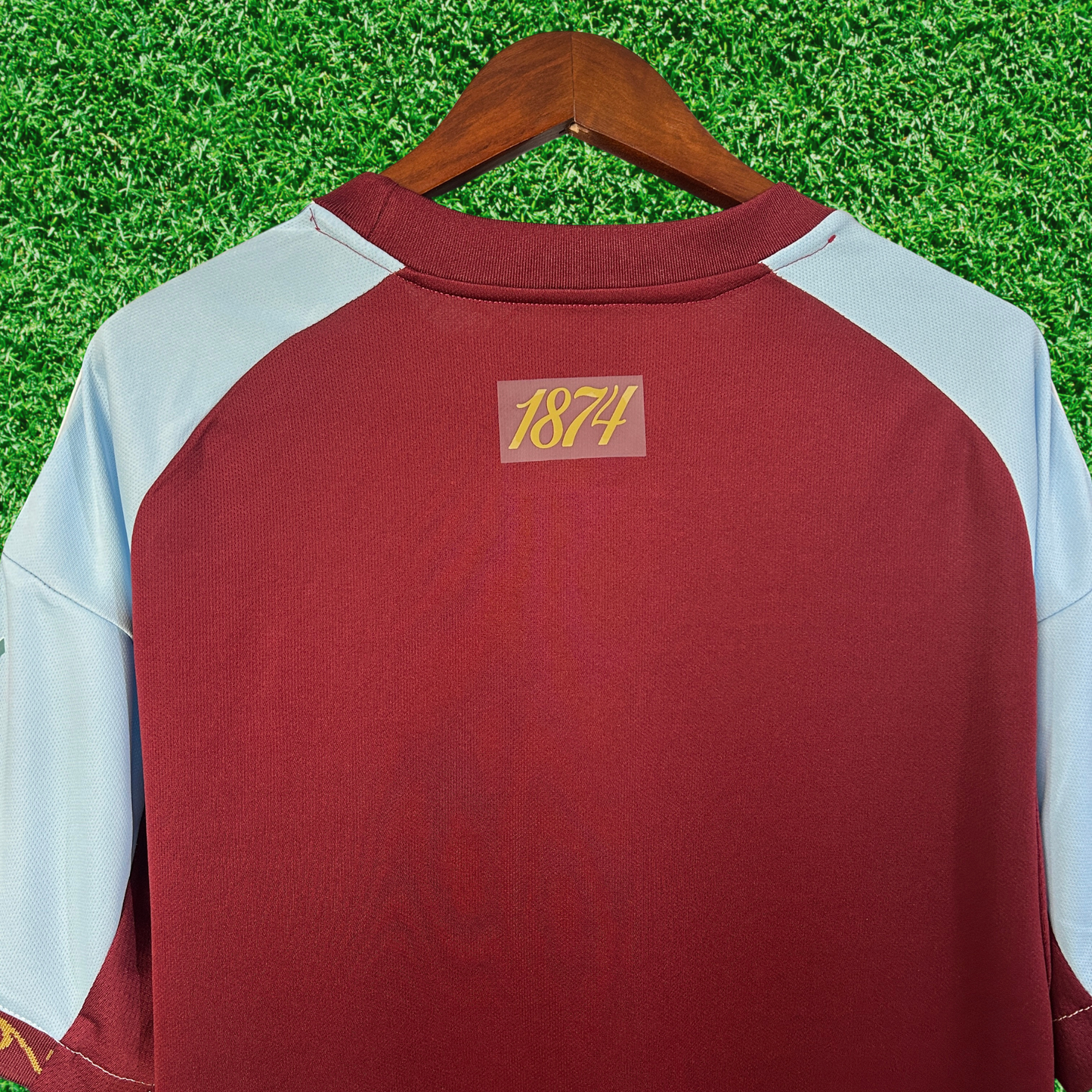 Camiseta local del Aston Villa 25/26, versión para aficionados 