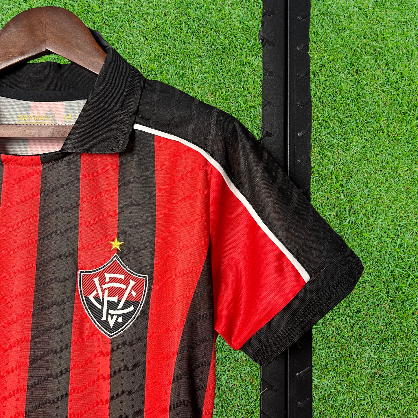 Vitória Home Jersey 25/26 Women's Fan Version 