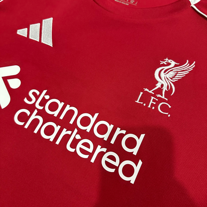 Camiseta local del Liverpool FC 25/26, versión para aficionados 