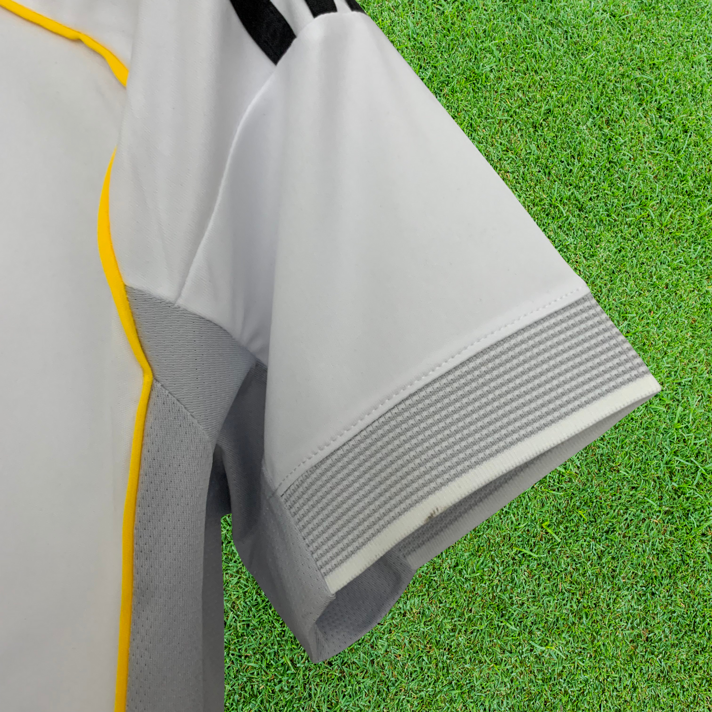 Real Madrid Home Jersey 25/26 Women's Fan Version 