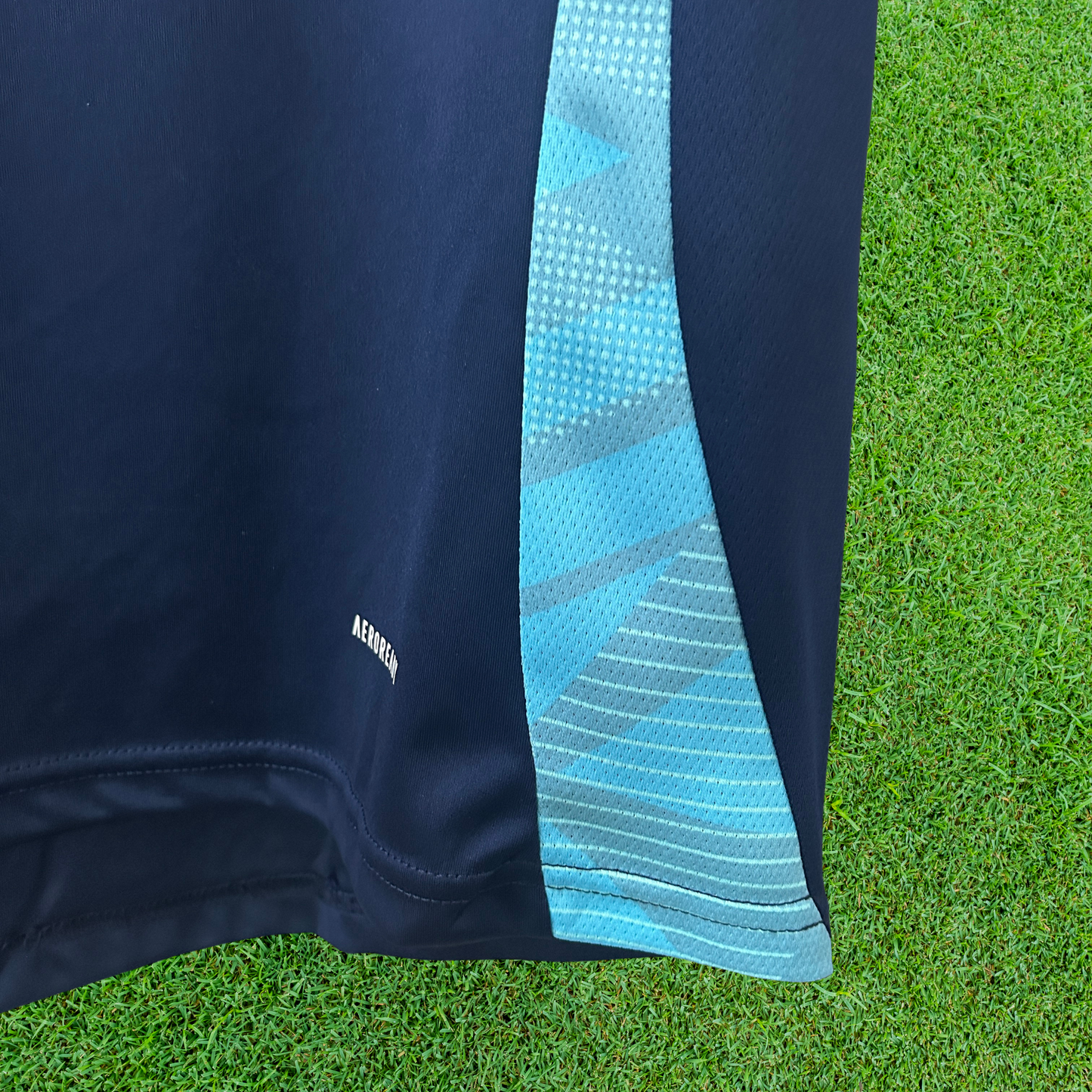 Flamengo Training Jersey II 25/26 Fan Version