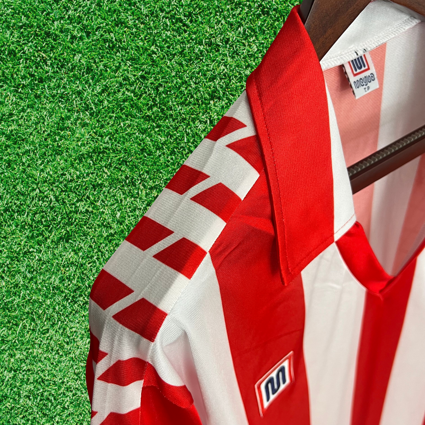 Camisa Atlético Madrid I 82/83 Retrô