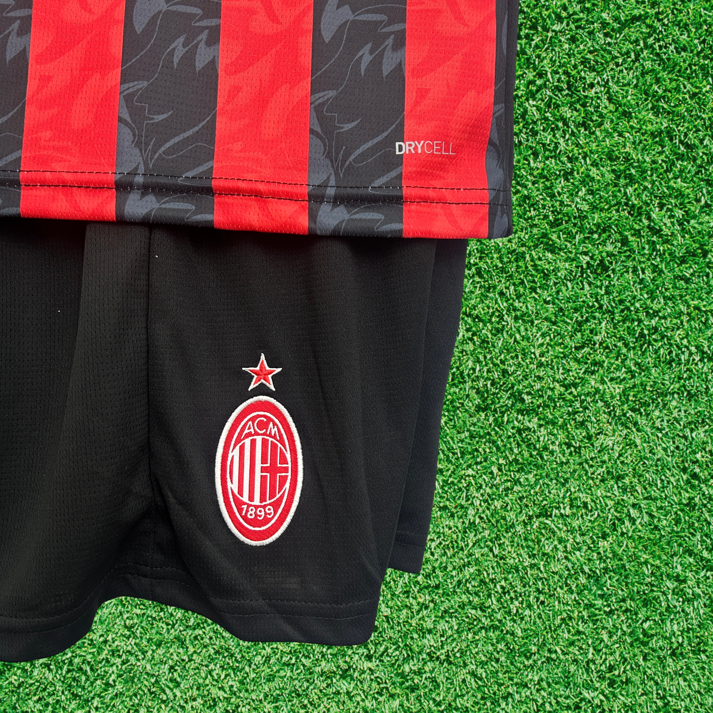 AC Milan Kit I 25/26 Kids