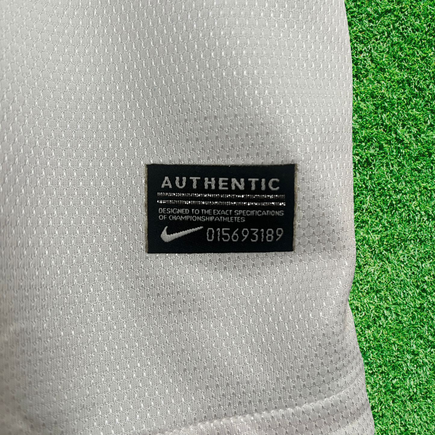 Camiseta retro de local de Polonia 2012 