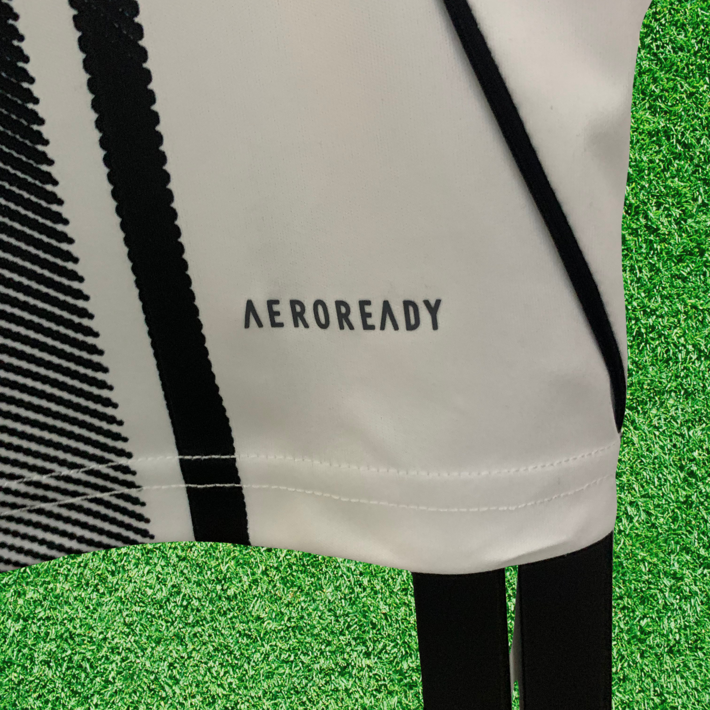 Camiseta local de la Juventus 25/26, versión para aficionados 