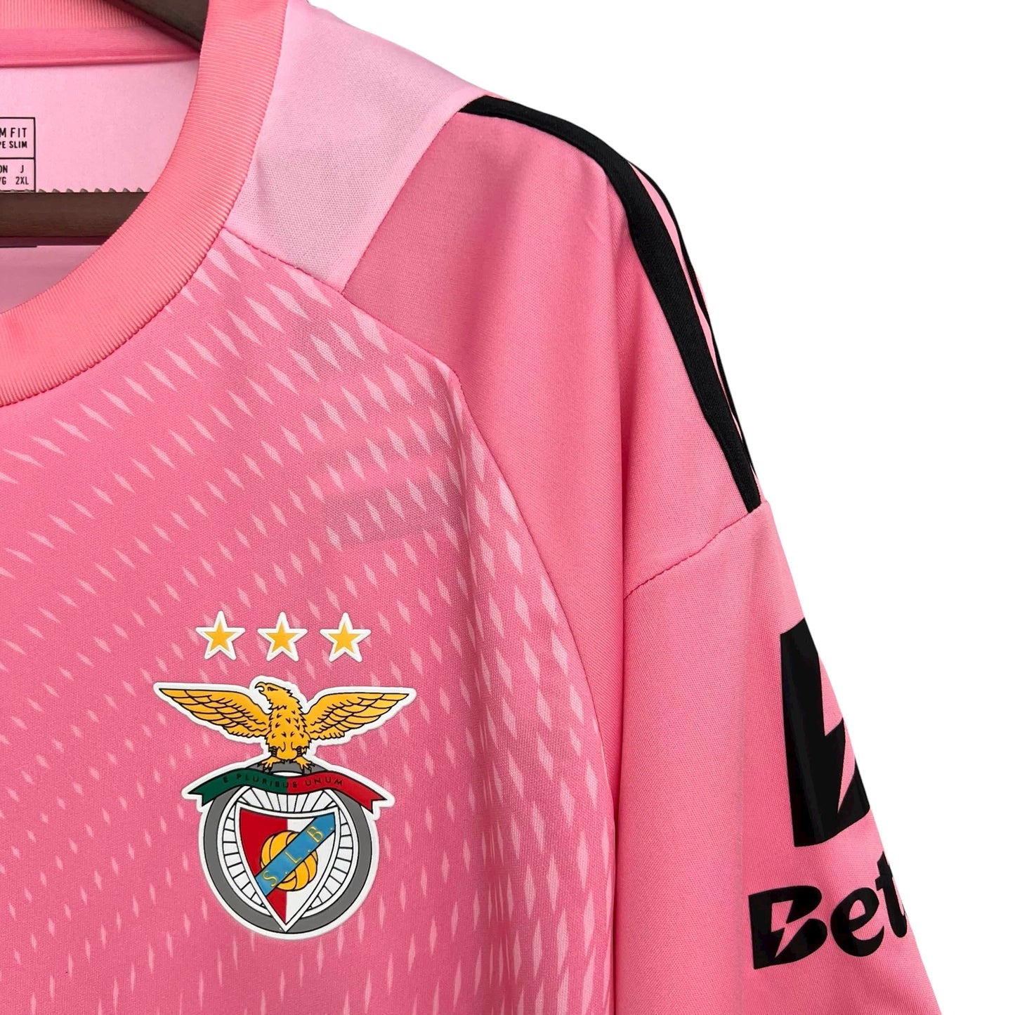 Equipación infantil del Benfica, equipación de portero rosa, temporada 2025/26