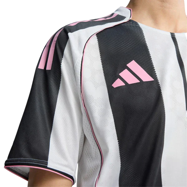 Camiseta local de la Juventus 25/26 - Versión del jugador
